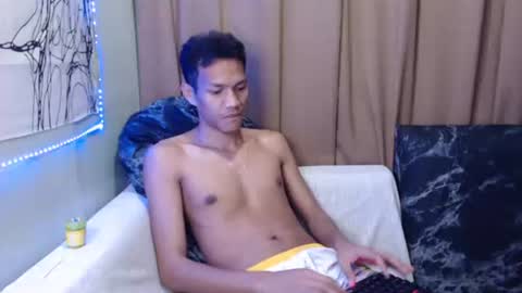 Snapshot of fantasy_davidxx chatting on 11, 11, 2025 David online show from 11, 11, 2025