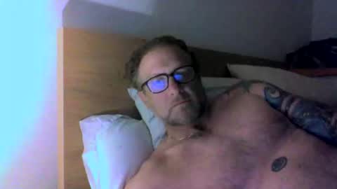 Snapshot of fantasying01 chatting on 12, 11, 2025 fantasying01 online show from 12, 11, 2025