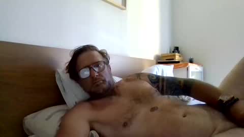 Snapshot of fantasying01 chatting on 19, 12, 2025 fantasying01 online show from 19, 12, 2025