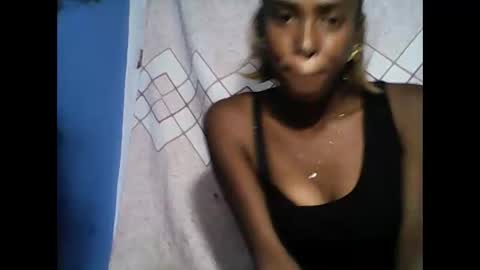 Snapshot of fanyah01 chatting on 19, 5, 2026 fanyah01 online show from 19, 5, 2026