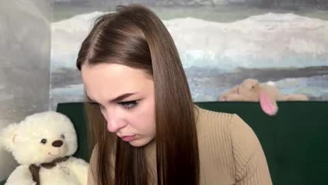 Snapshot of farahmantifel chatting on 17, 11, 2025 Anna Scovich online show from 17, 11, 2025