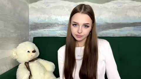 Snapshot of farahmantifel chatting on 22, 11, 2025 Anna Scovich online show from 22, 11, 2025