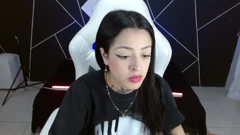 Snapshot of farichell chatting on 10, 2, 2025 fari online show from 10, 2, 2025