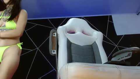 Snapshot of farichell chatting on 10, 3, 2025 fari online show from 10, 3, 2025