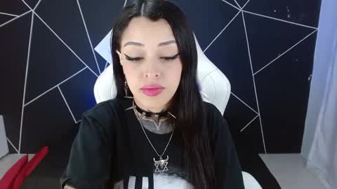 Snapshot of farichell chatting on 24, 9, 2025 fari online show from 24, 9, 2025