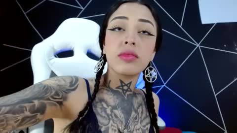 Snapshot of farichell chatting on 5, 1, 2026 fari online show from 5, 1, 2026