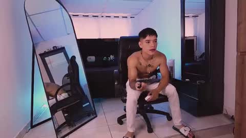 farid_jake_ online show from 5, 12, 2025