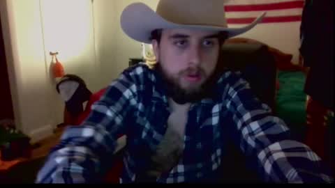 Snapshot of farmboy2398 chatting on 1, 11, 2025 farmboy2398 online show from 1, 11, 2025