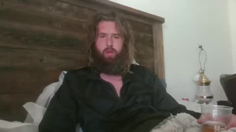 Snapshot of farmerboyart chatting on 14, 4, 2026 farmerboyart online show from 14, 4, 2026