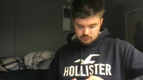 Snapshot of farperceptive chatting on 25, 9, 2025 brokeunistudent online show from 25, 9, 2025