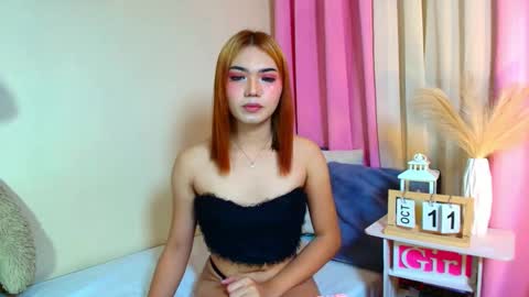 Snapshot of farrah_marie chatting on 11, 10, 2025 Farrah Zarake online show from 11, 10, 2025