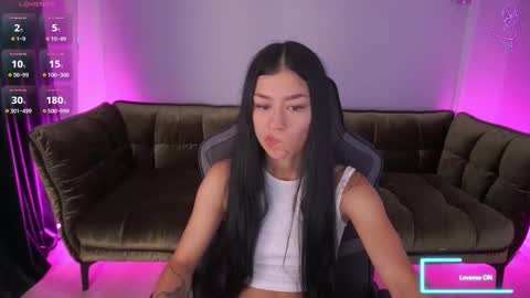 Snapshot of fatalenellie chatting on 18, 9, 2025 Nellie online show from 18, 9, 2025