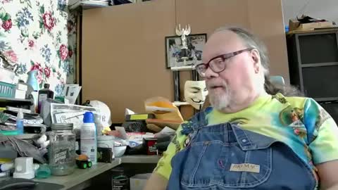 Snapshot of fatfreddythecat chatting on 9, 12, 2024 Fred. online show from 9, 12, 2024