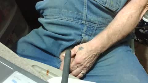 Snapshot of fatfreddythecat chatting on 15, 10, 2025 Fred. online show from 15, 10, 2025
