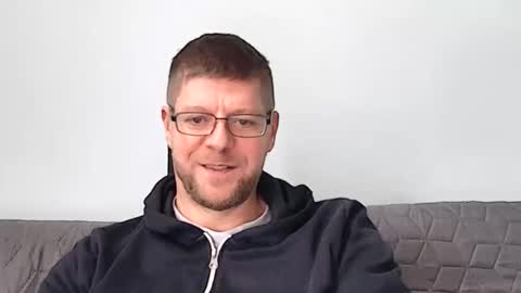 Snapshot of fattenmenow chatting on 16, 11, 2025 fattenmenow online show from 16, 11, 2025