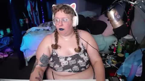 Snapshot of fatveronica chatting on 11, 1, 2025 FatVeronica online show from 11, 1, 2025
