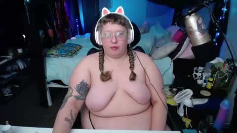 Snapshot of fatveronica chatting on 19, 2, 2025 FatVeronica online show from 19, 2, 2025