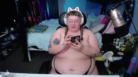 Snapshot of fatveronica chatting on 19, 2, 2025 FatVeronica online show from 19, 2, 2025