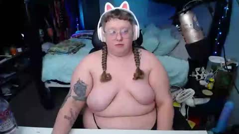 Snapshot of fatveronica chatting on 20, 2, 2025 FatVeronica online show from 20, 2, 2025