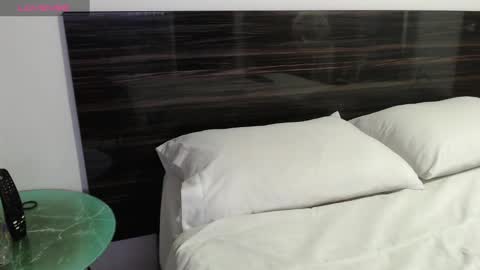 FAUSTO online show from 17, 2, 2025