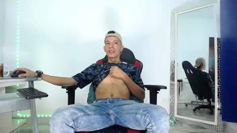 Favel Gomez online show from 28, 12, 2024