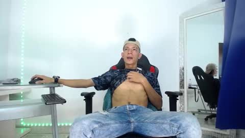 Favel Gomez online show from 28, 12, 2024