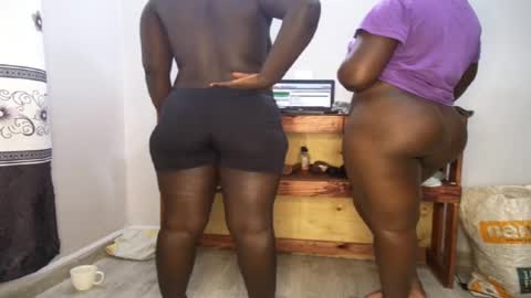 Snapshot of favgal chatting on 11, 3, 2025 favgal online show from 11, 3, 2025