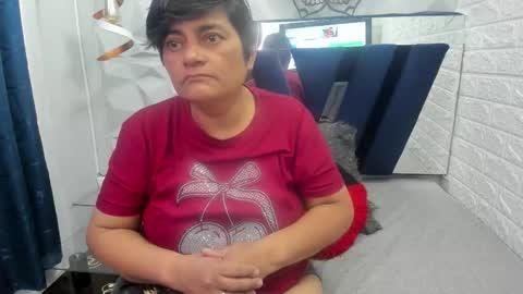 Snapshot of fayruz_milf chatting on 16, 3, 2026 fayruz_milf online show from 16, 3, 2026