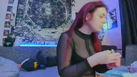 Snapshot of fearlessdiva_x chatting on 25, 11, 2025 Diva online show from 25, 11, 2025