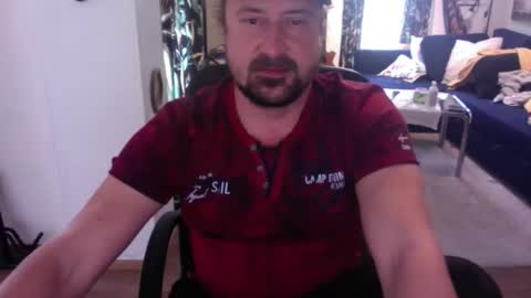 Snapshot of feetkissboy chatting on 15, 11, 2025 feetkissboy online show from 15, 11, 2025