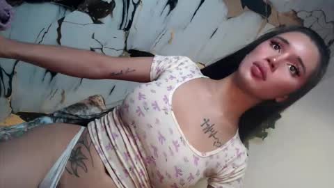 Snapshot of feisty_woman chatting on 26, 9, 2025 Prianka online show from 26, 9, 2025