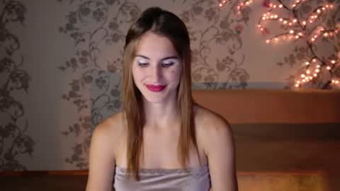 Snapshot of felicia_lav chatting on 19, 7, 2026 Frida online show from 19, 7, 2026