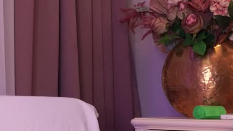 FeliciaKrige online show from 11, 9, 2025