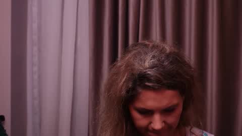 FeliciaKrige online show from 8, 10, 2025