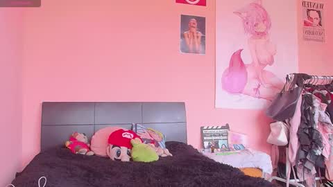 Snapshot of felinexoxo chatting on 19, 12, 2025 FELINE online show from 19, 12, 2025