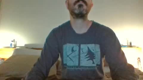 Snapshot of felipesmg2 chatting on 3, 11, 2025 felipesmg2 online show from 3, 11, 2025