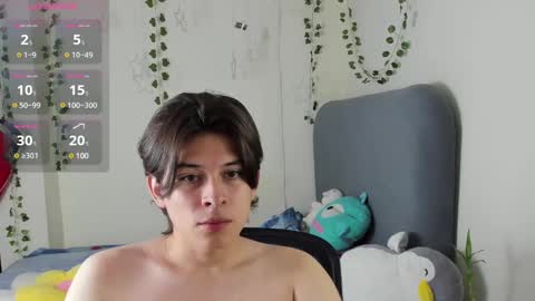 Snapshot of felix_leex chatting on 13, 2, 2025 Felix leex online show from 13, 2, 2025