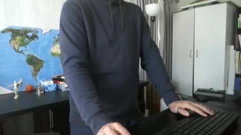 femdomsubby online show from 4, 12, 2024