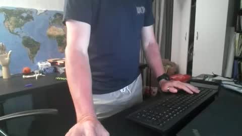 femdomsubby online show from 22, 12, 2024