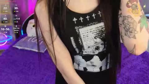 Fenilea online show from 15, 12, 2025