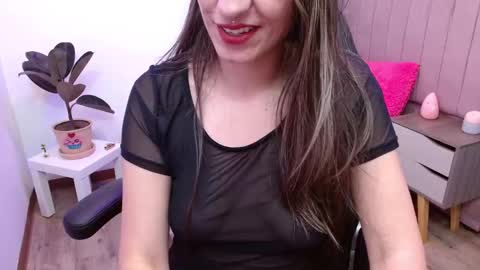 Snapshot of fenix_11_ chatting on 11, 3, 2025 Alejandra online show from 11, 3, 2025