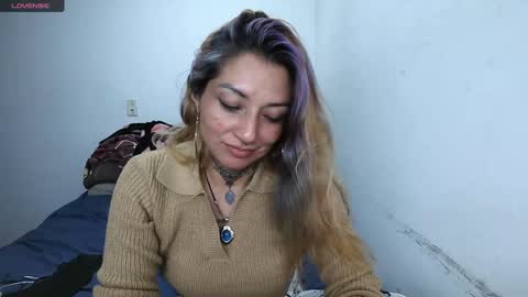 Snapshot of fenix_purple chatting on 3, 2, 2025 FENIX online show from 3, 2, 2025