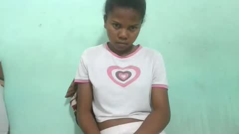 Snapshot of fenou122745 chatting on 3, 10, 2025 fenou122745 online show from 3, 10, 2025