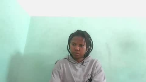 Snapshot of fenou122745 chatting on 8, 10, 2025 fenou122745 online show from 8, 10, 2025