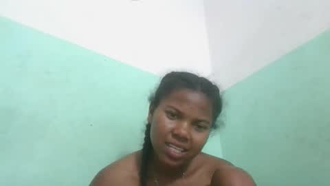 Snapshot of fenou122745 chatting on 15, 10, 2025 fenou122745 online show from 15, 10, 2025