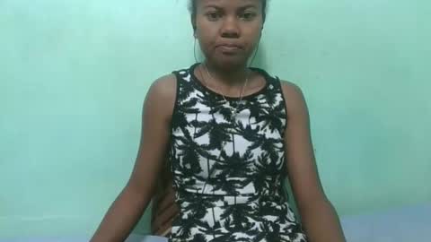 Snapshot of fenou122745 chatting on 13, 11, 2025 fenou122745 online show from 13, 11, 2025