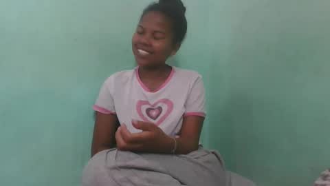 Snapshot of fenou122745 chatting on 26, 11, 2025 fenou122745 online show from 26, 11, 2025