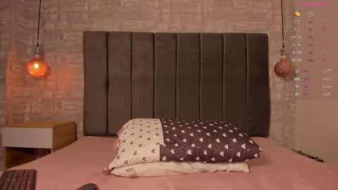  Fernanda Luna  online show from 27, 2, 2025