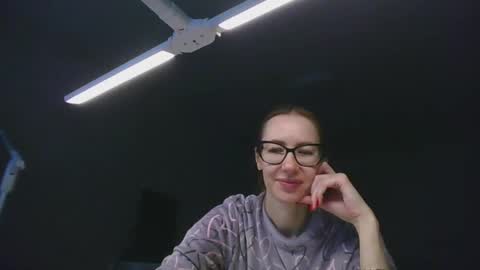 Snapshot of feraliss chatting on 8, 6, 2026 feraliss online show from 8, 6, 2026