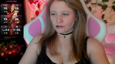 Snapshot of ferall_berrry chatting on 2, 4, 2026 Ferall Btrrry online show from 2, 4, 2026